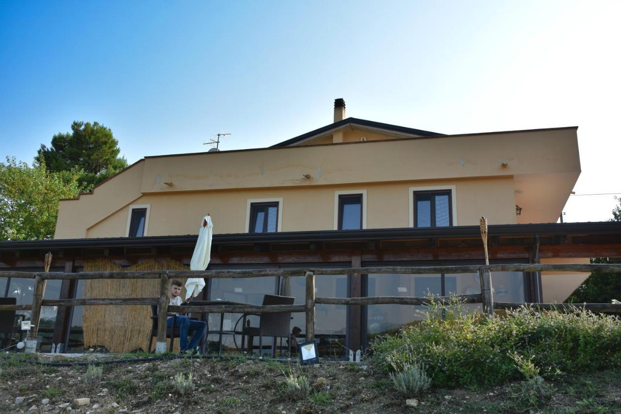 Agriturismo B&B Il Rifugio Di Nino Contursi Terme Eksteriør billede