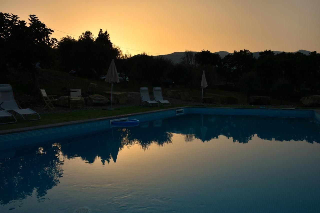 Agriturismo B&B Il Rifugio Di Nino Contursi Terme Eksteriør billede