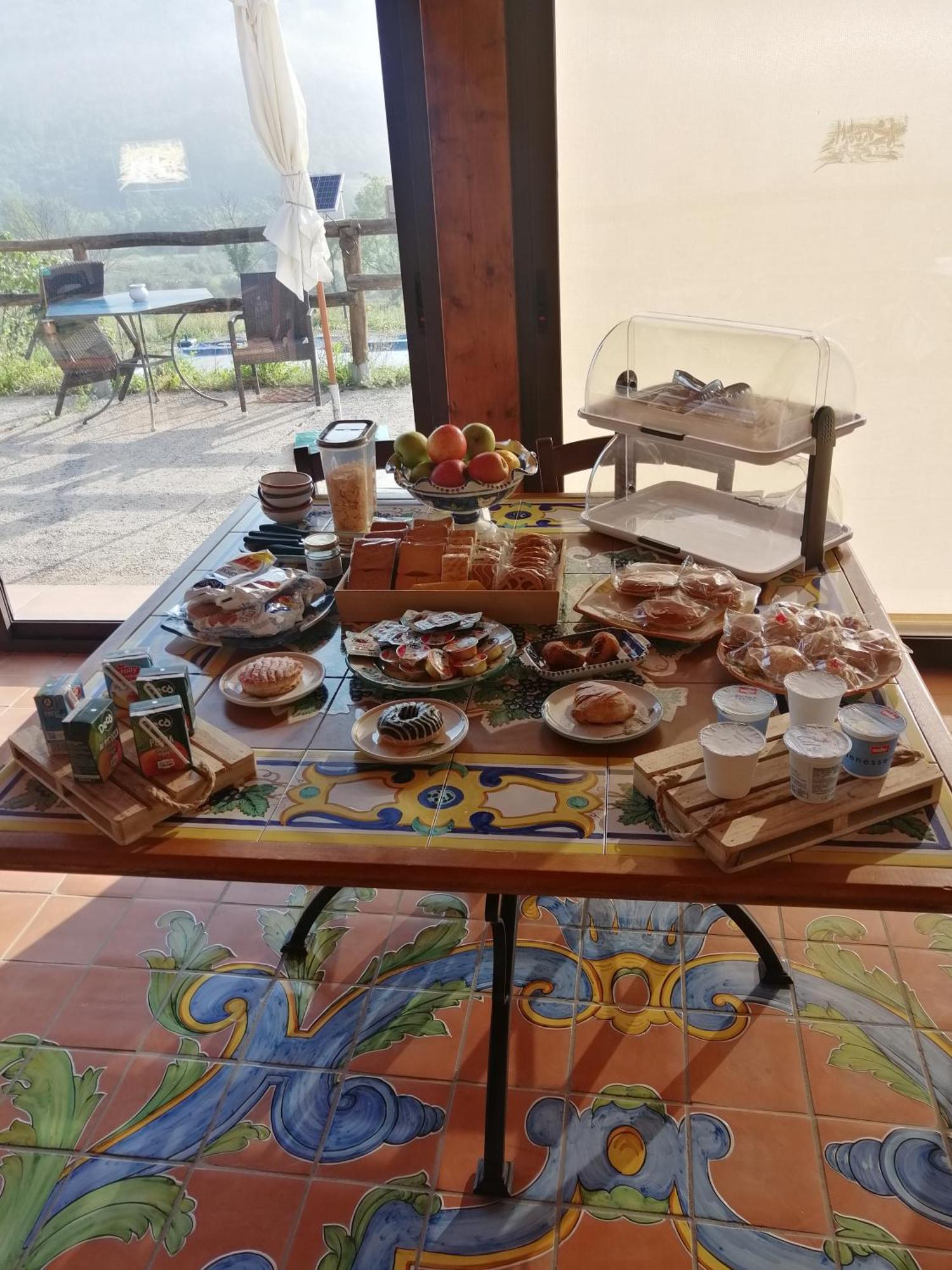 Agriturismo B&B Il Rifugio Di Nino Contursi Terme Eksteriør billede