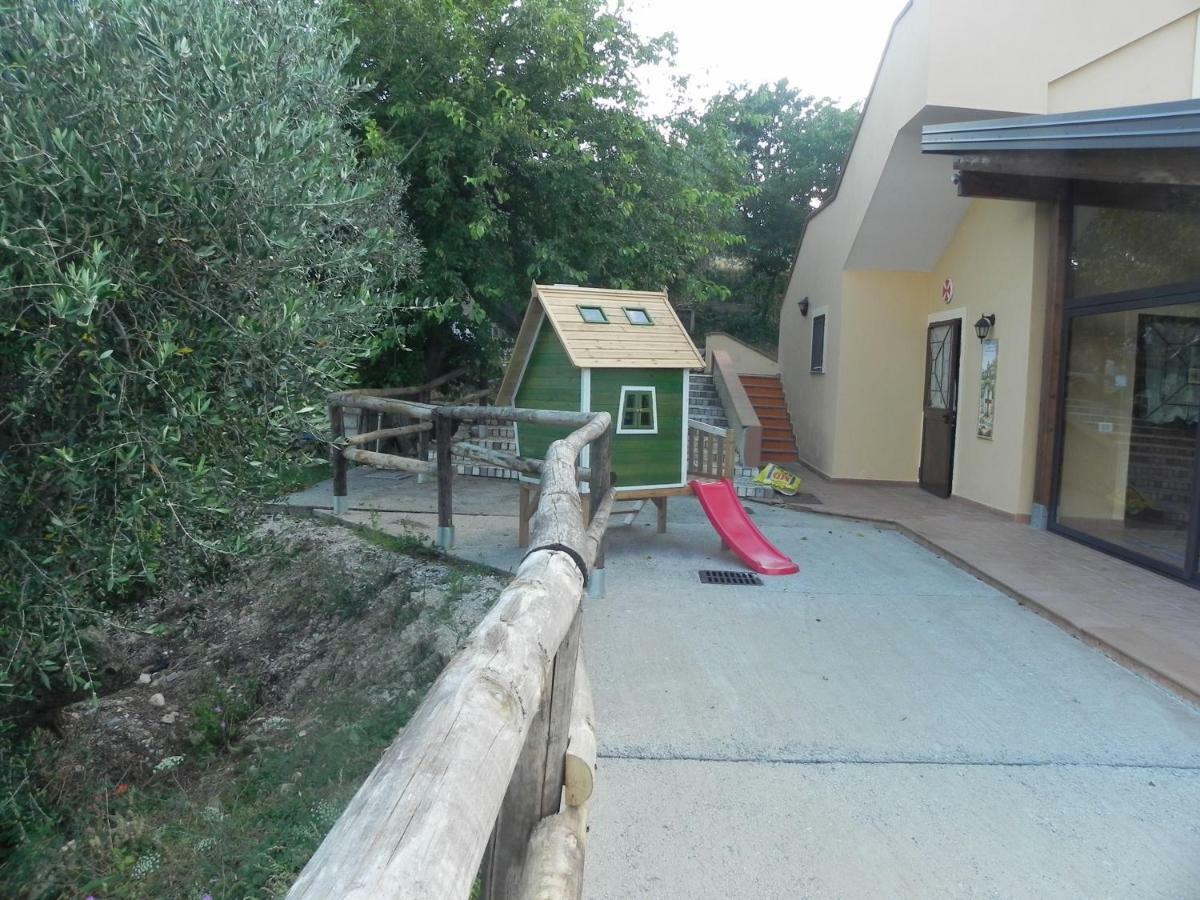 Agriturismo B&B Il Rifugio Di Nino Contursi Terme Eksteriør billede